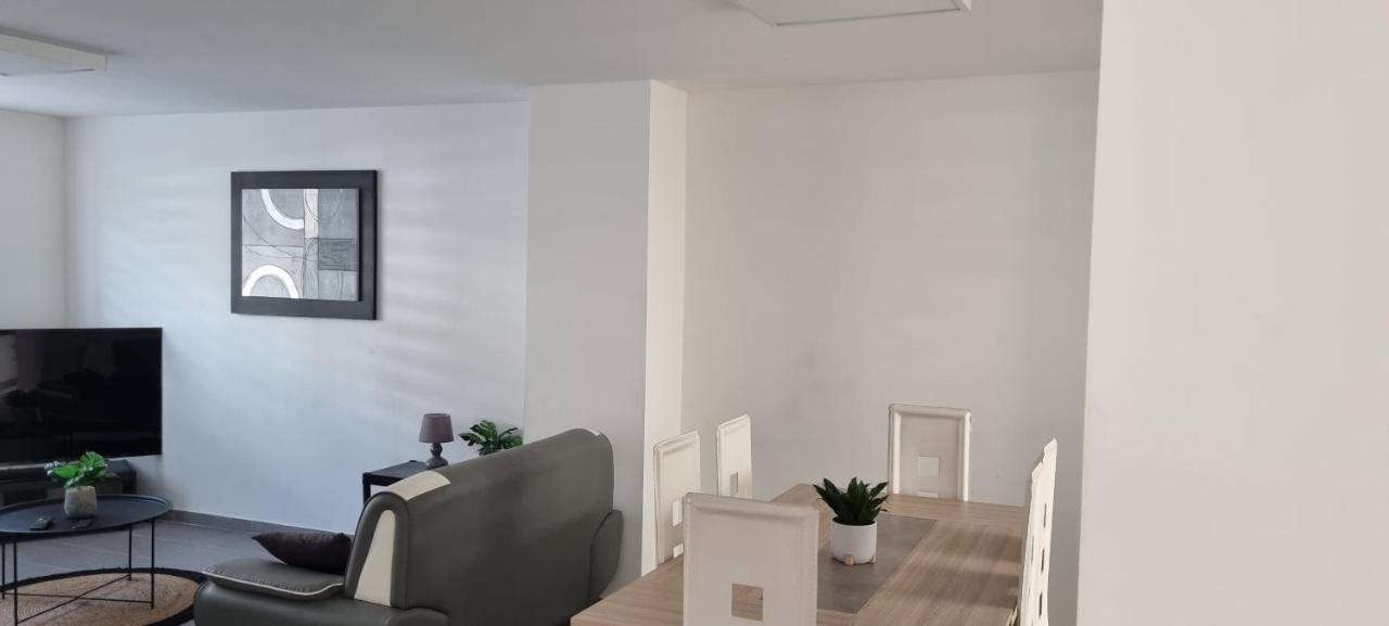 Maison Meublee 6 Personnes Apartment Cappelle-la-Grande Luaran gambar